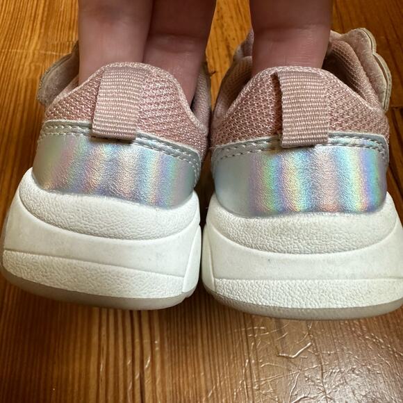 H&M Minnie pink white low top sneakers SIZE 3-4 - Picture 6 of 7